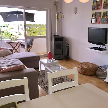 Charming Coastal Retreat Benagil