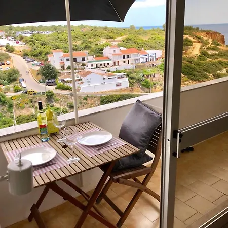 Charming Coastal Retreat Apartment